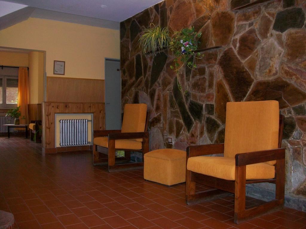 Hotel Arenales Villa Carlos Paz Exterior photo