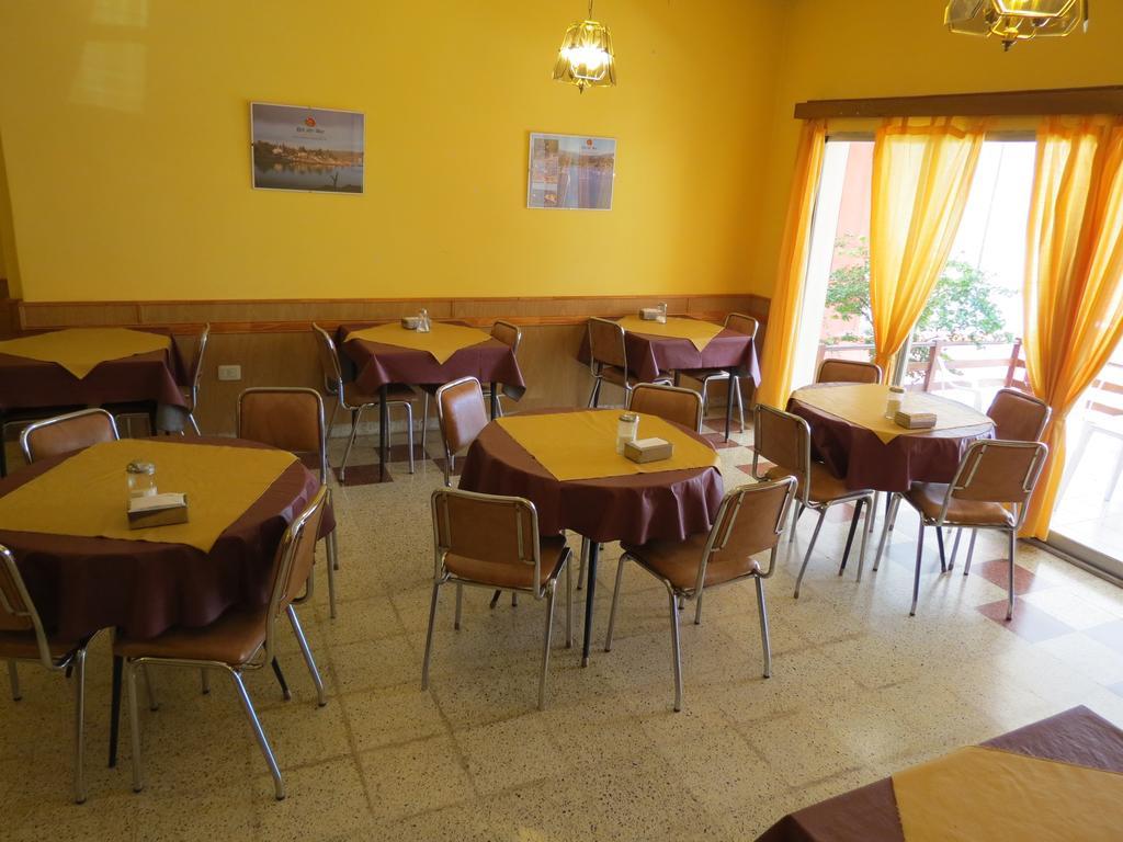 Hotel Arenales Villa Carlos Paz Exterior photo